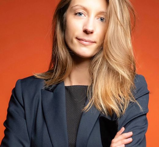 Conférence Politique et société avec Laura Lange
