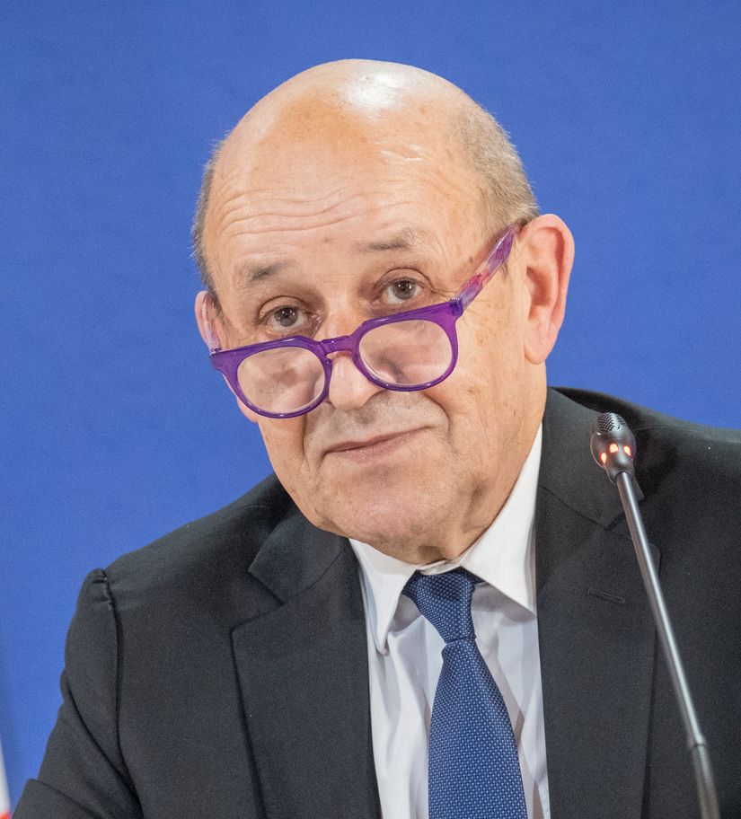 Conférence Politique et société avec Jean-Yves Le Drian